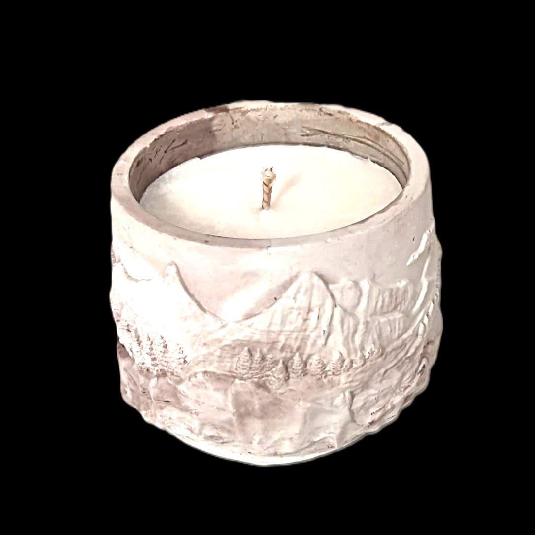 Świeca "Górska Przygoda" z Reliefem Lasu 0